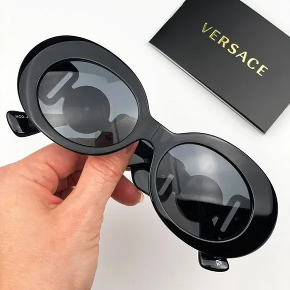 Versace VE4426BU GB1/87 Sunglasses MAXI MEDUSA BIGGIE Black Gray Oval Women - Picture 3 of 12